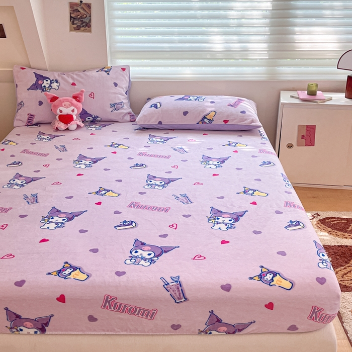 91家纺网 家纺一手货源 找家纺 金爱家 2025新款三丽鸥牛奶绒单品系列床单床笠单件 绒-X紫心库洛米