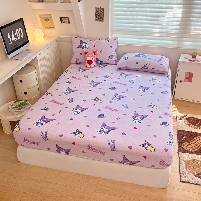 91家纺网 家纺一手货源 找家纺 金爱家 2025新款三丽鸥牛奶绒单品系列床单床笠单件 绒-X紫心库洛米