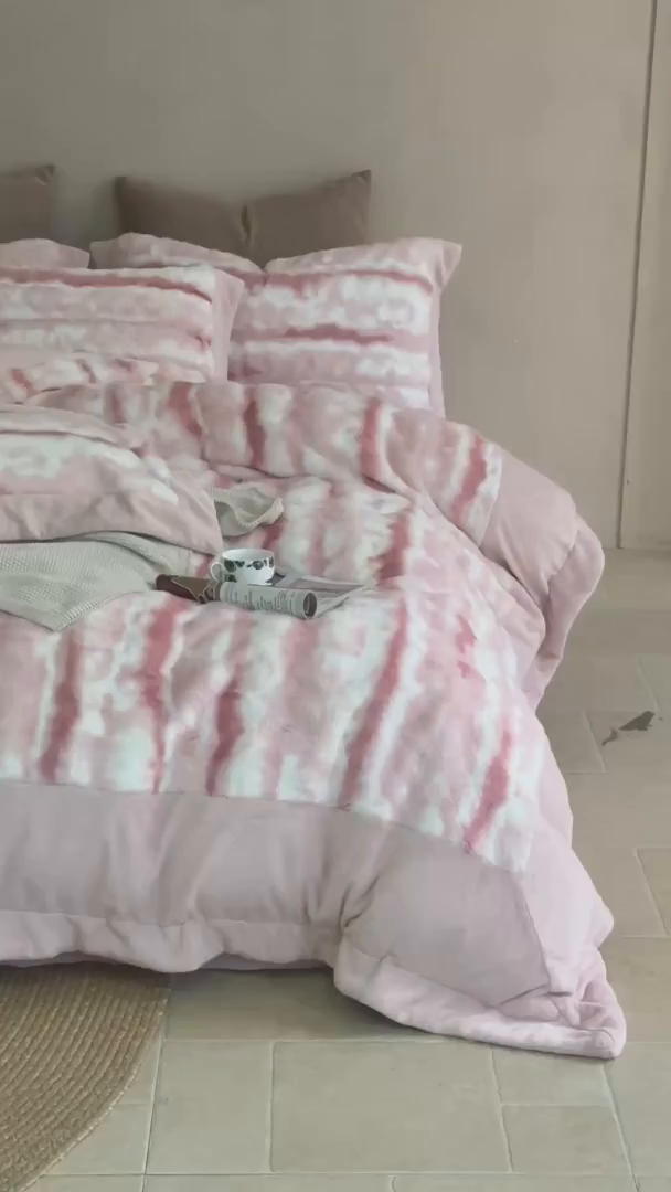 91家纺网 家纺一手货源 找家纺 （总）时亿家居 2025新款360g兔毛绒拼接牛奶绒四件套系列