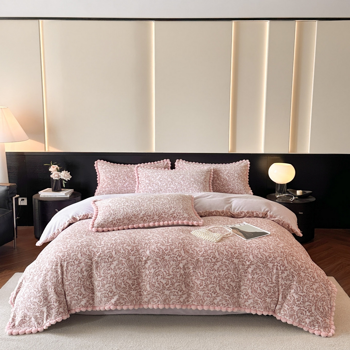 91家纺网 家纺一手货源 找家纺 羚羊语家纺 2025新款雕花绒牛奶绒兔毛球四件套轻奢风立体着色烂花牛奶绒提花加厚保暖床单 蜜绒绒-香雪粉