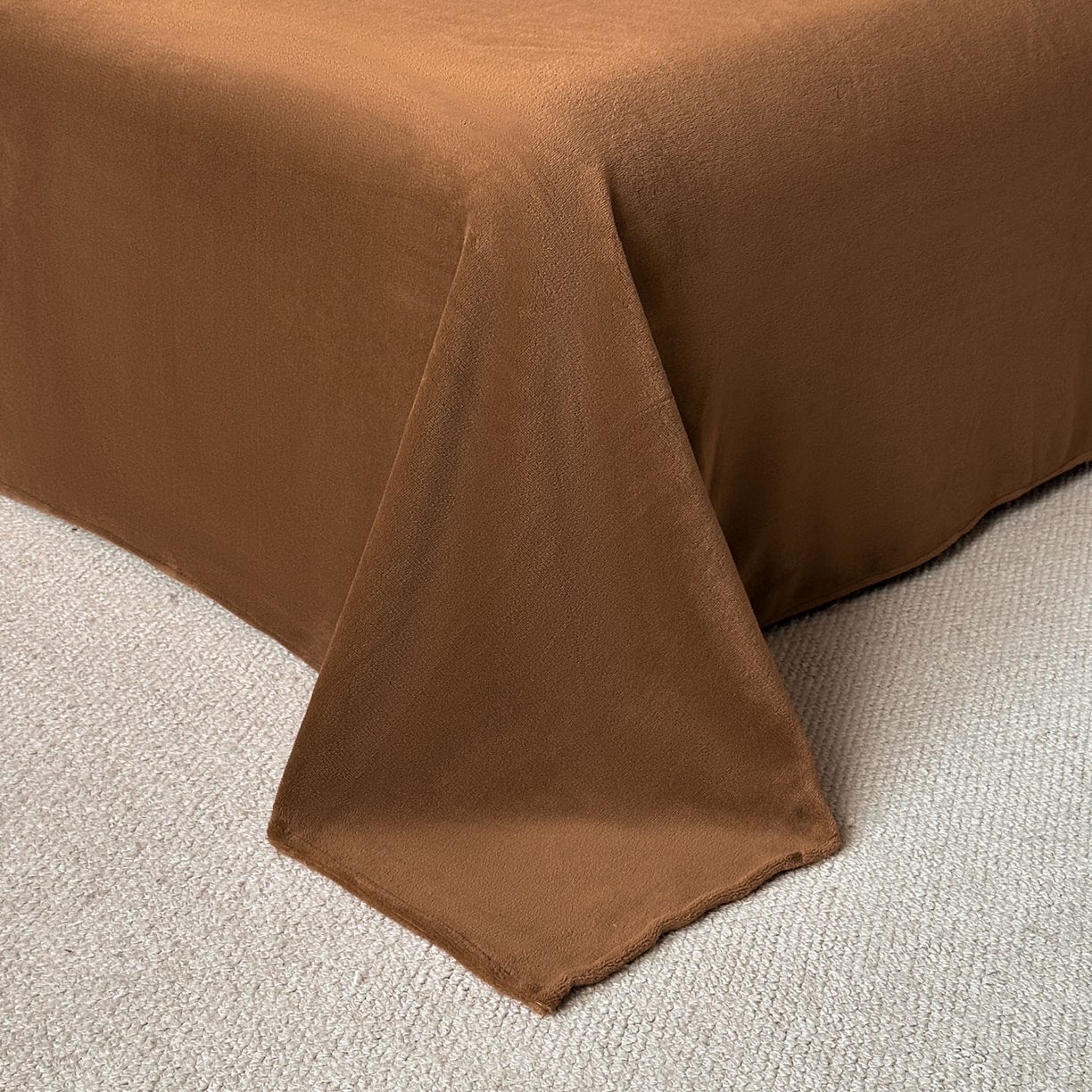 91家纺网 家纺一手货源 找家纺 羚羊语家纺 2025新款雕花绒牛奶绒兔毛球四件套轻奢风立体着色烂花牛奶绒提花加厚保暖床单 蜜绒绒-栗壳纱