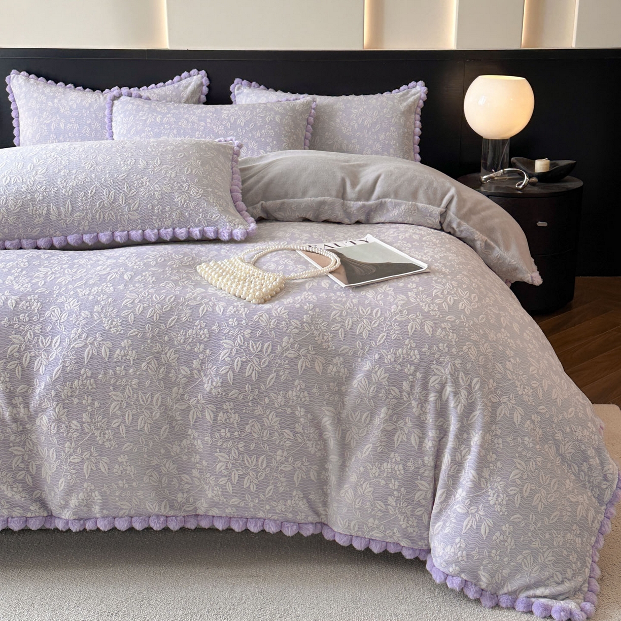 91家纺网 家纺一手货源 找家纺 羚羊语家纺 2025新款雕花绒牛奶绒兔毛球四件套轻奢风立体着色烂花牛奶绒提花加厚保暖床单 蜜绒绒-星云紫