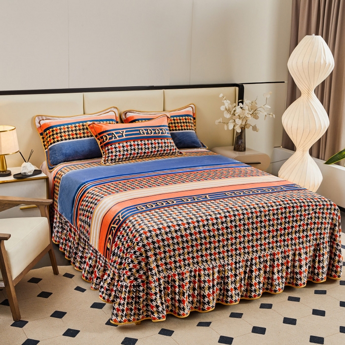 91家纺网 家纺一手货源 找家纺 博兰蒂 2025新款床裙款高克重牛奶绒印花四件套 欢欣织梦