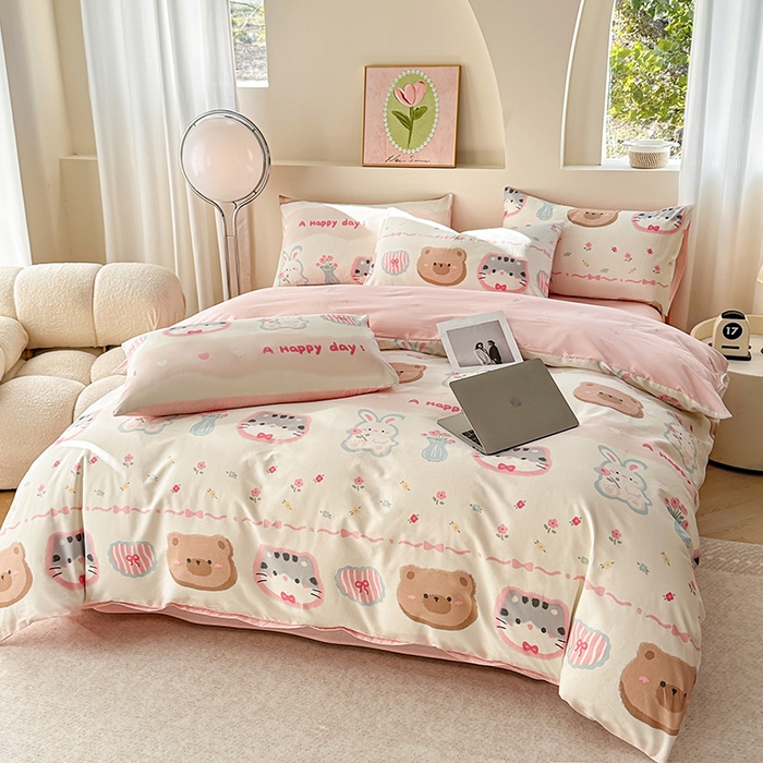 91家纺网 家纺一手货源 找家纺 2025直播新款13372全棉纯棉印花四件套喷气小清新简约热款学生四件套 忆伴时光新花型上新