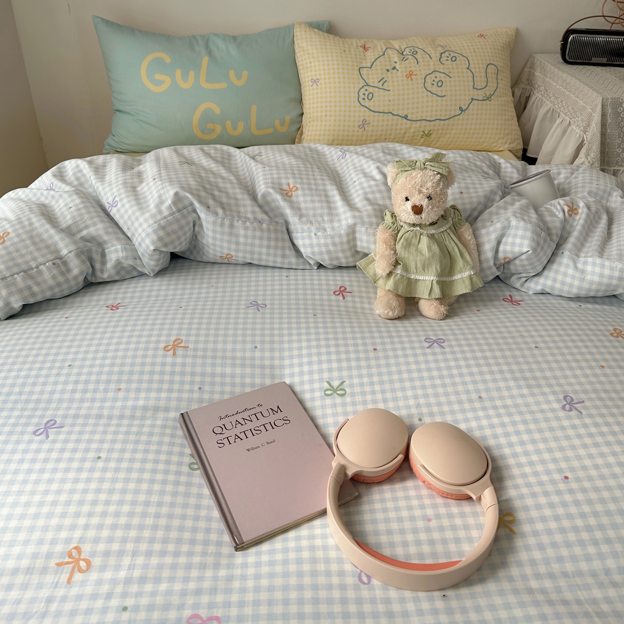 91家纺网 家纺一手货源 找家纺 瑞莱 2026春季13372印花大版枕套甜酷风四件套 夏日恋格（蓝）