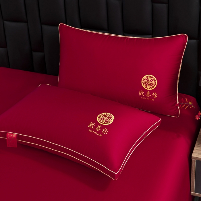 91家纺网 家纺一手货源 找家纺 （总）仁宇枕业 2025新款新品 高端全棉刺绣婚庆枕头大红结婚专用枕芯