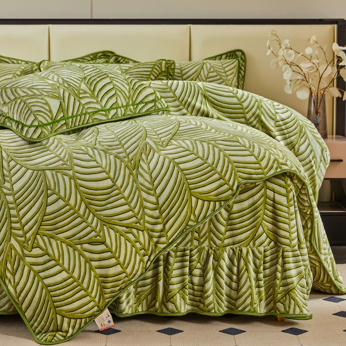 91家纺网 家纺一手货源 找家纺 博兰蒂 2025新款床裙款高克重牛奶绒印花四件套 叶之舒-绿