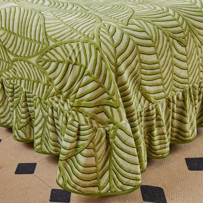 91家纺网 家纺一手货源 找家纺 博兰蒂 2025新款床裙款高克重牛奶绒印花四件套 叶之舒-绿