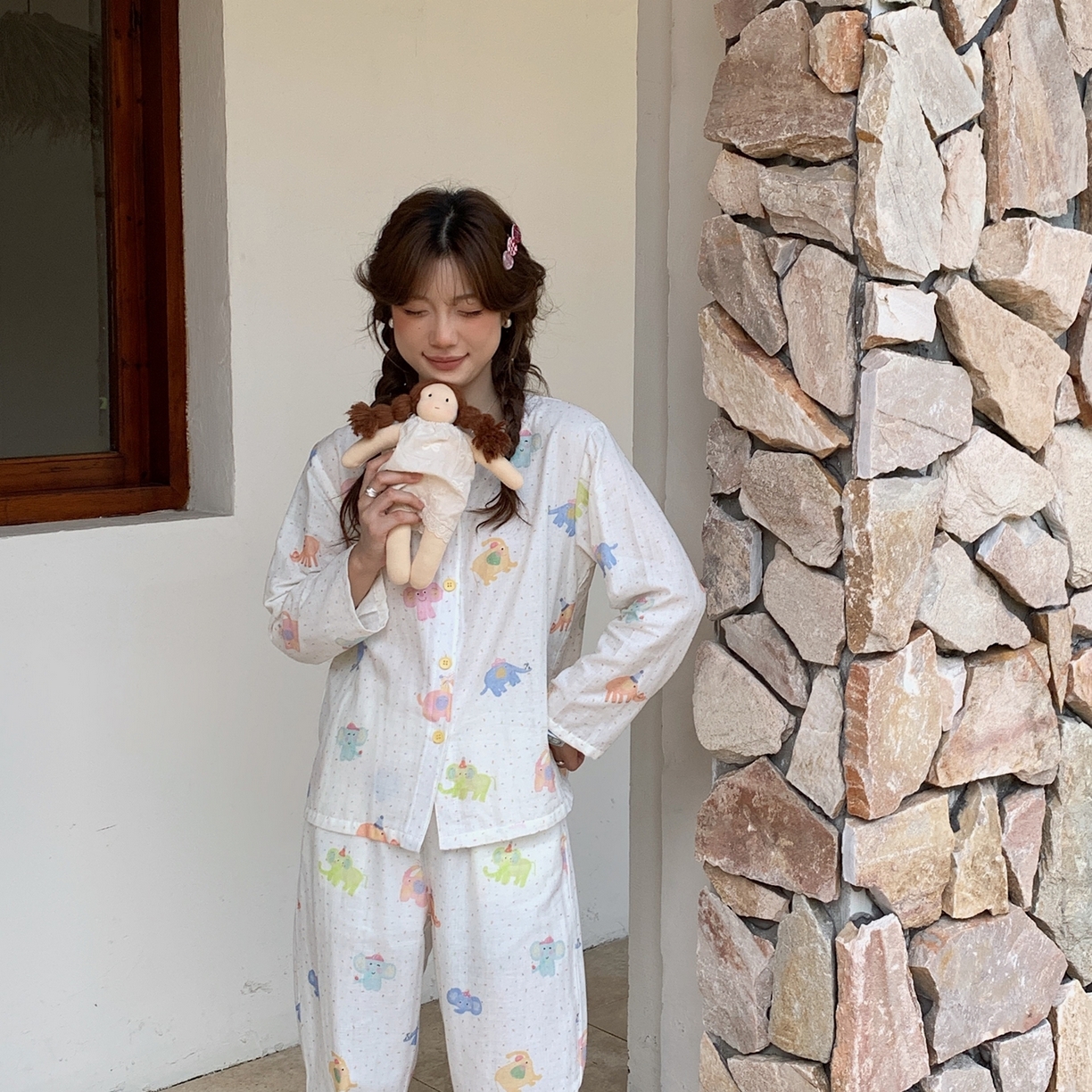 91家纺网 家纺一手货源 找家纺 （总） 纽约生活 2025新款有氧纱V领套装（会员-5）