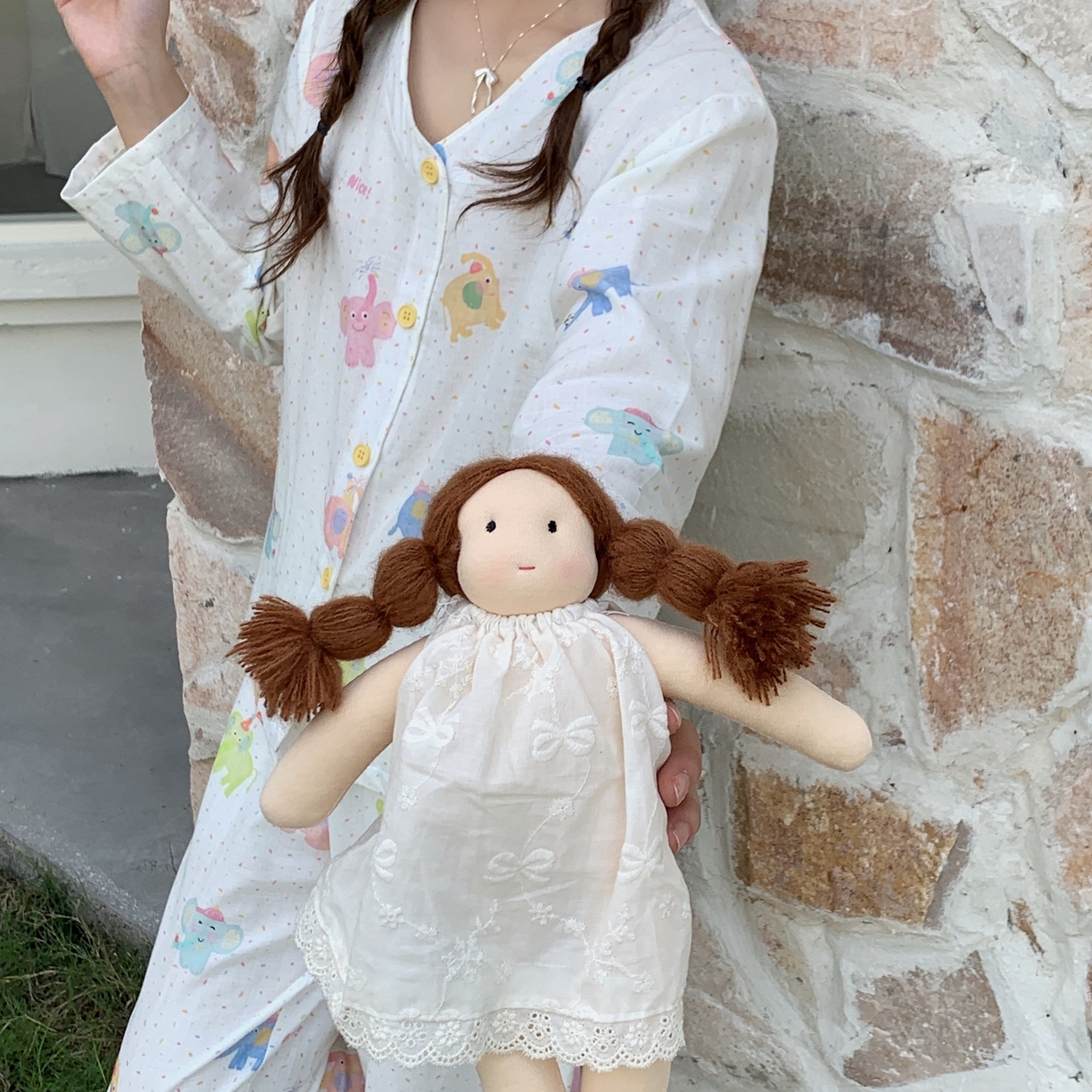 91家纺网 家纺一手货源 找家纺 （总） 纽约生活 2025新款有氧纱V领套装（会员-5）