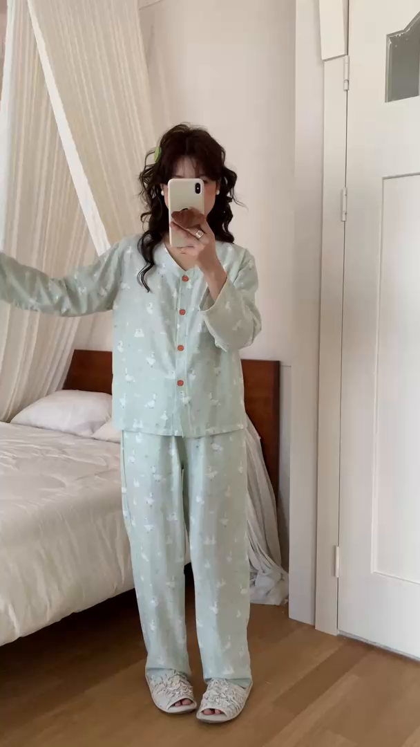 91家纺网 家纺一手货源 找家纺  纽约生活 2025新款有氧纱V领套装（会员-5） 春日鸭鸭