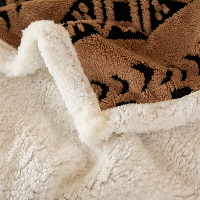 91家纺网 家纺一手货源 找家纺 （总）楼兰公主 2025新款阳离子羊羔绒菱格毯毛毯毯子-麦格系列