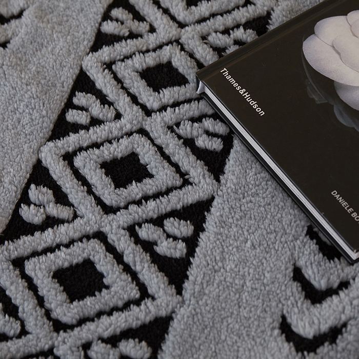 91家纺网 家纺一手货源 找家纺 楼兰公主 2025新款阳离子羊羔绒菱格毯毛毯毯子-麦格系列 菱格-灰