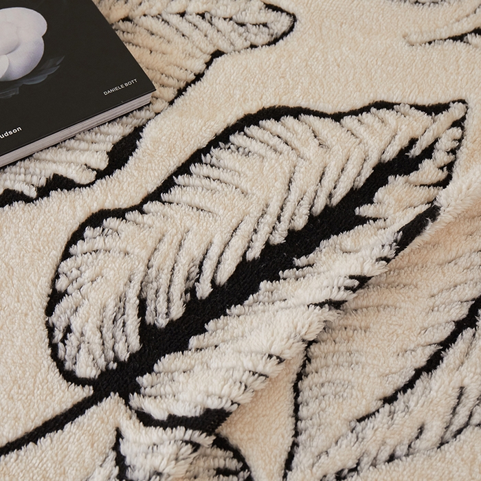 91家纺网 家纺一手货源 找家纺 楼兰公主 2025新款阳离子羊羔绒蕉叶绒毯双层毛毯毯子 蕉叶绒-白