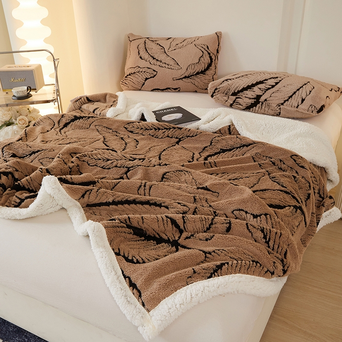 91家纺网 家纺一手货源 找家纺 楼兰公主 2025新款阳离子羊羔绒蕉叶绒毯双层毛毯毯子 蕉叶绒-咖