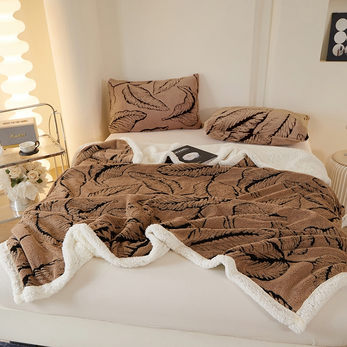 91家纺网 家纺一手货源 找家纺 楼兰公主 2025新款阳离子羊羔绒蕉叶绒毯双层毛毯毯子 蕉叶绒-咖