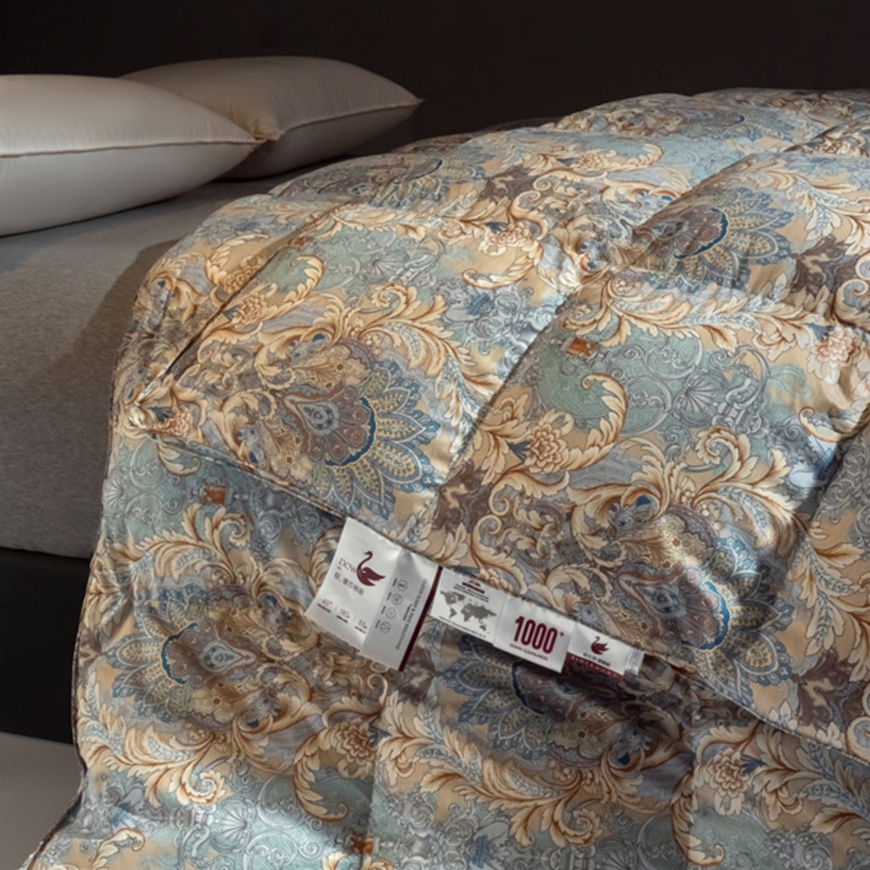 91家纺网 家纺一手货源 找家纺 华盛羽绒被壳 2025新款大牌风羽绒被羽绒被壳 蔓藤