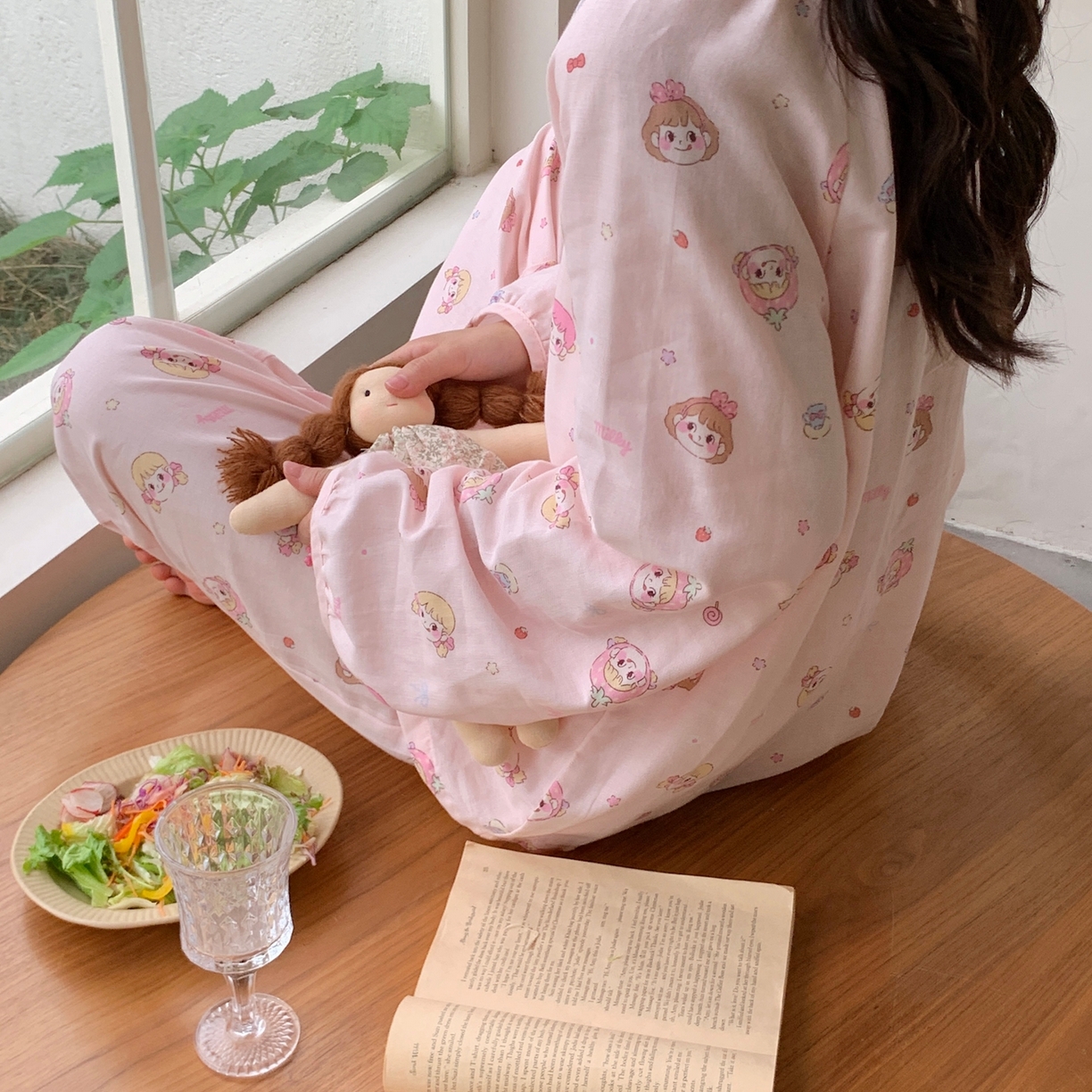 91家纺网 家纺一手货源 找家纺 （总）纽约生活 2025新款有氧纱胸垫圆领开扣长袖长裤（会员-5）