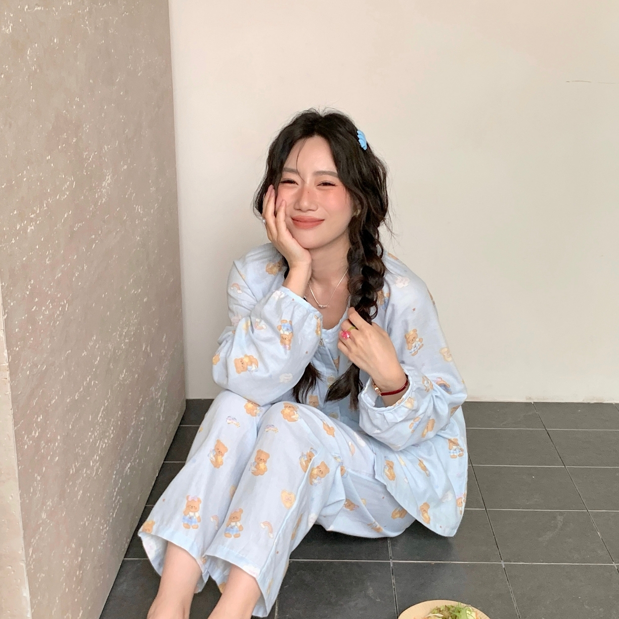 91家纺网 家纺一手货源 找家纺 纽约生活 2025新款有氧纱胸垫圆领开扣长袖长裤（会员-5） 黄油小熊蓝