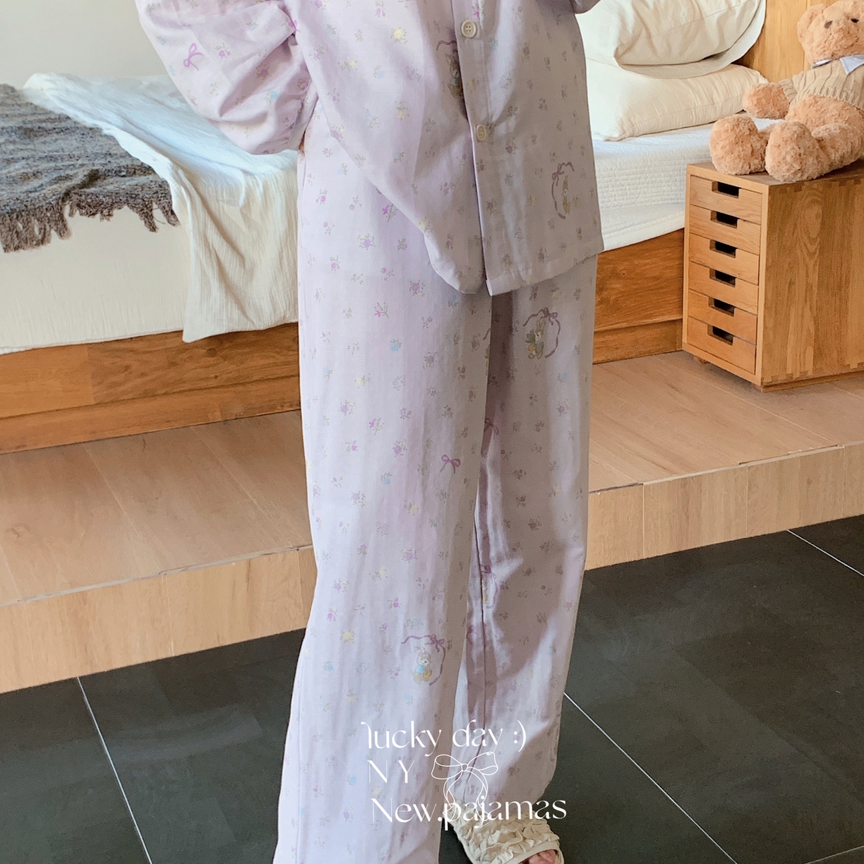 91家纺网 家纺一手货源 找家纺 纽约生活 2025新款有氧纱胸垫圆领开扣长袖长裤（会员-5） 星黛露紫