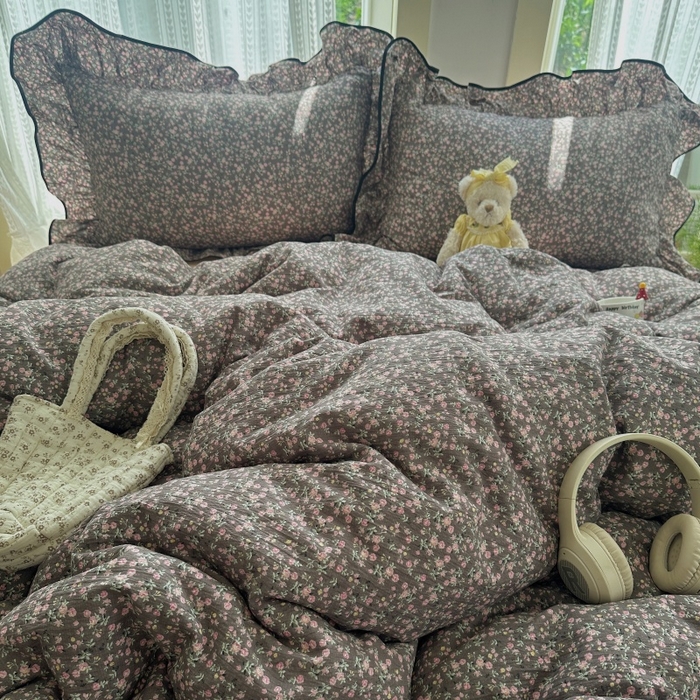 91家纺网 家纺一手货源 找家纺 红嘴企鹅 2025新款韩版双拼花边四件套 韩版-褐野粉韵