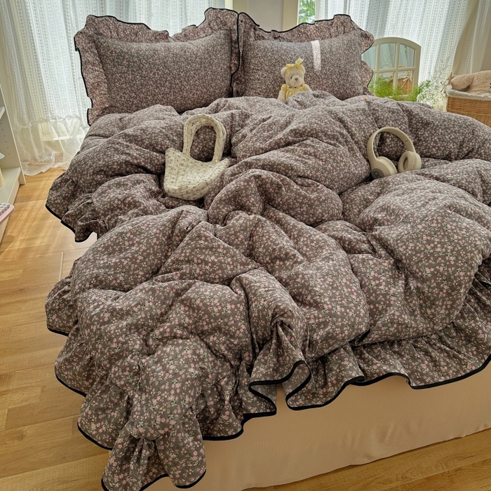 91家纺网 家纺一手货源 找家纺 红嘴企鹅 2025新款韩版双拼花边四件套 韩版-褐野粉韵