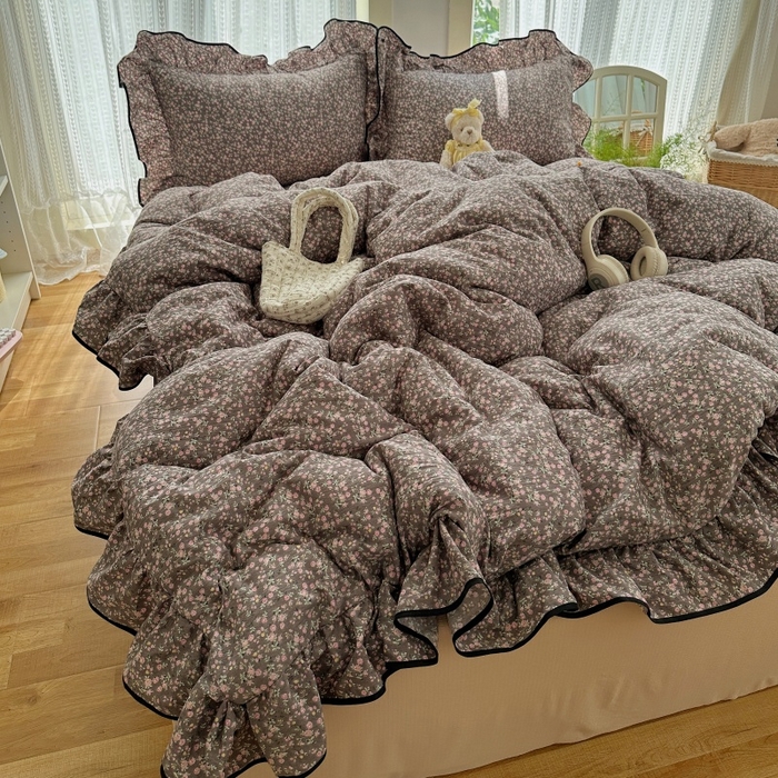 91家纺网 家纺一手货源 找家纺 红嘴企鹅 2025新款韩版双拼花边四件套 韩版-褐野粉韵