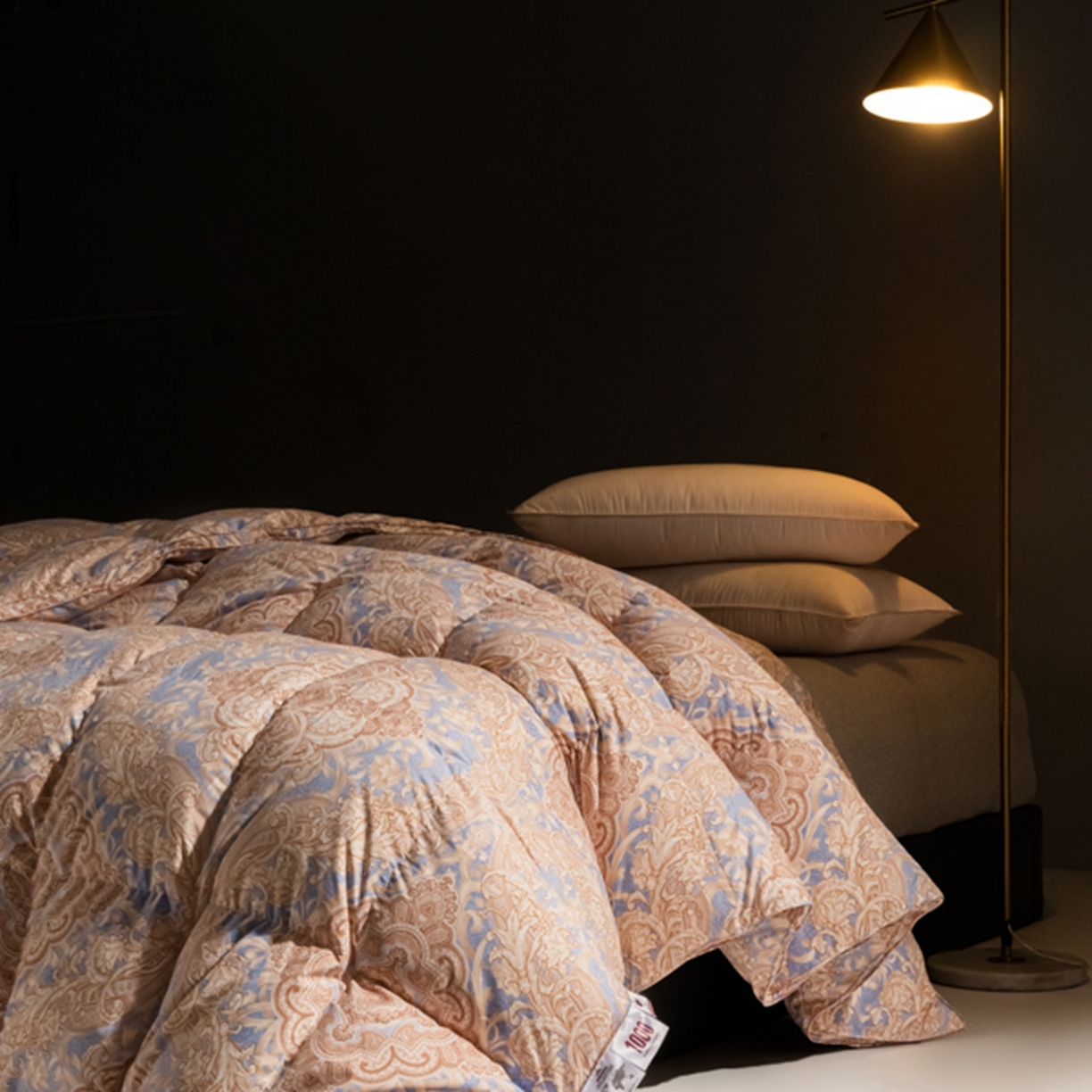 91家纺网 家纺一手货源 找家纺 御眠纺羽绒被壳 2025新款大牌风羽绒被羽绒被壳 慕白