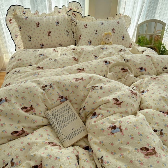 91家纺网 家纺一手货源 找家纺 红嘴企鹅 2025新款韩版双拼花边四件套 韩版-甜心小狗