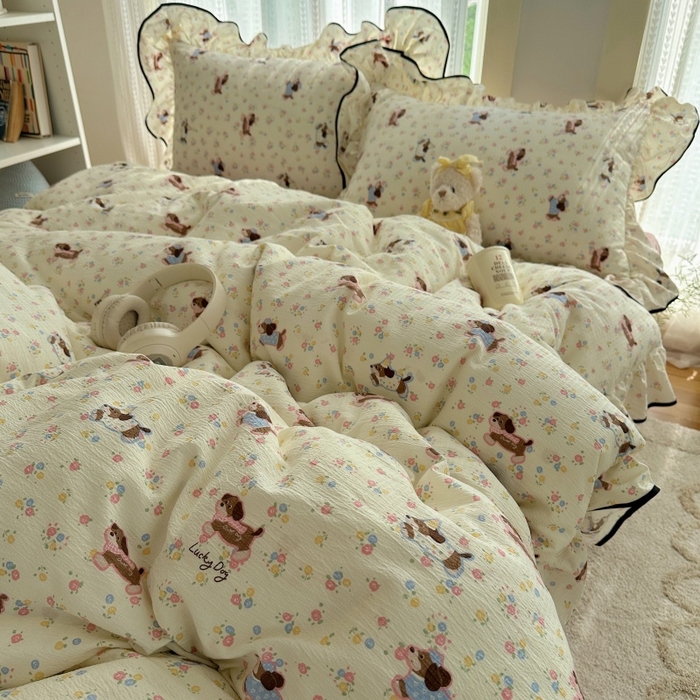 91家纺网 家纺一手货源 找家纺 红嘴企鹅 2025新款韩版双拼花边四件套 韩版-甜心小狗