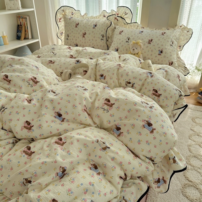 91家纺网 家纺一手货源 找家纺 红嘴企鹅 2025新款韩版双拼花边四件套 韩版-甜心小狗