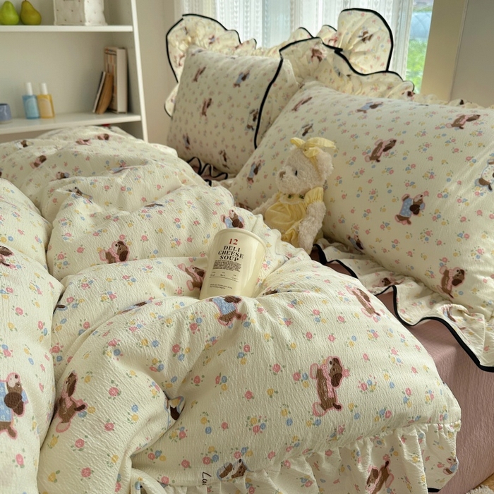 91家纺网 家纺一手货源 找家纺 红嘴企鹅 2025新款韩版双拼花边四件套 韩版-甜心小狗