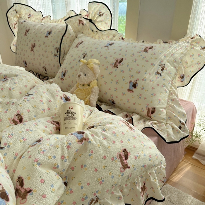 91家纺网 家纺一手货源 找家纺 红嘴企鹅 2025新款韩版双拼花边四件套 韩版-甜心小狗