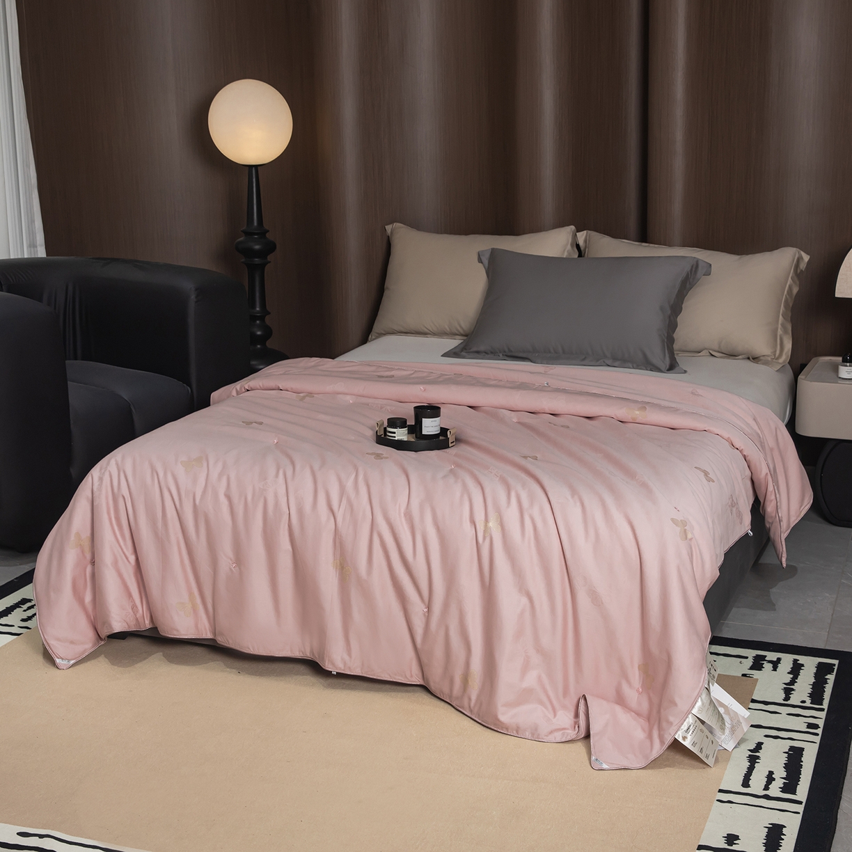 91家纺网 家纺一手货源 找家纺 御眠纺羽绒被壳 2025新款蚕丝被蚕丝棉 蝴蝶粉