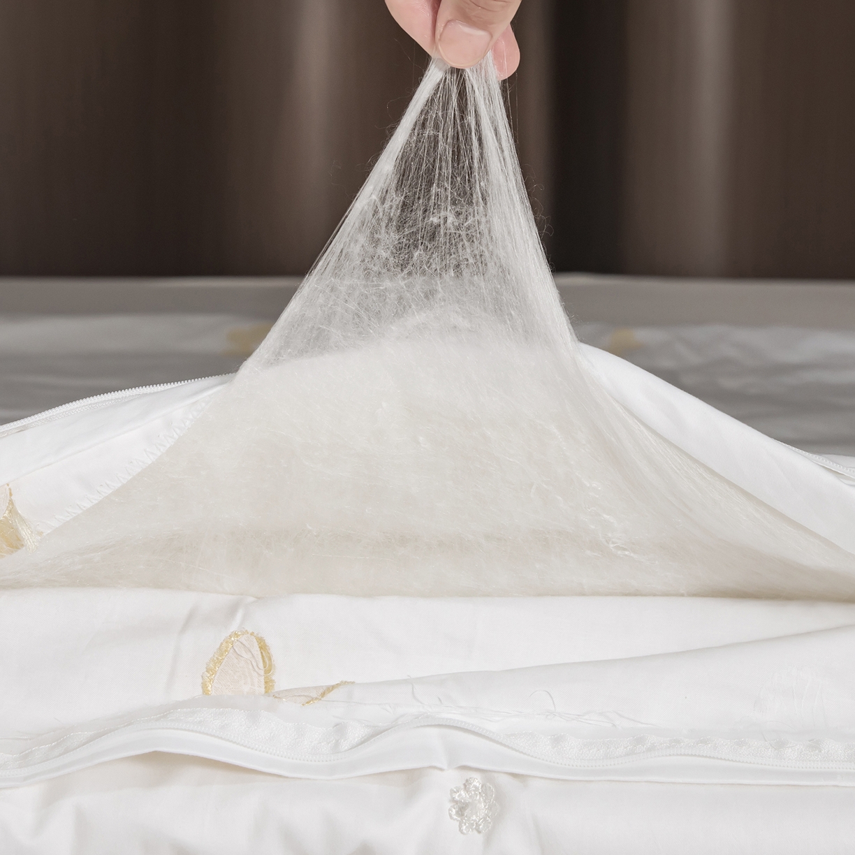 91家纺网 家纺一手货源 找家纺 静若居羽绒被壳 2025新款蚕丝被蚕丝棉 蝴蝶白