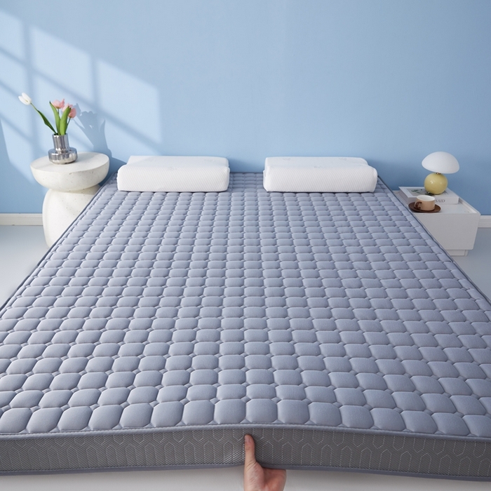 91家纺网 家纺一手货源 找家纺 华誉 2025新款跨境电商专供鸟眼布床垫 面包格灰色