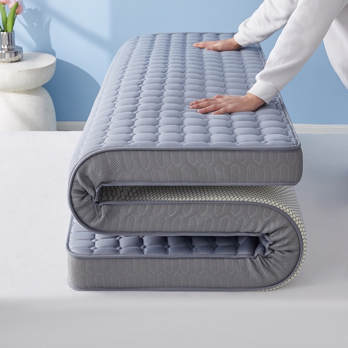 91家纺网 家纺一手货源 找家纺 华誉 2025新款跨境电商专供鸟眼布床垫 面包格灰色