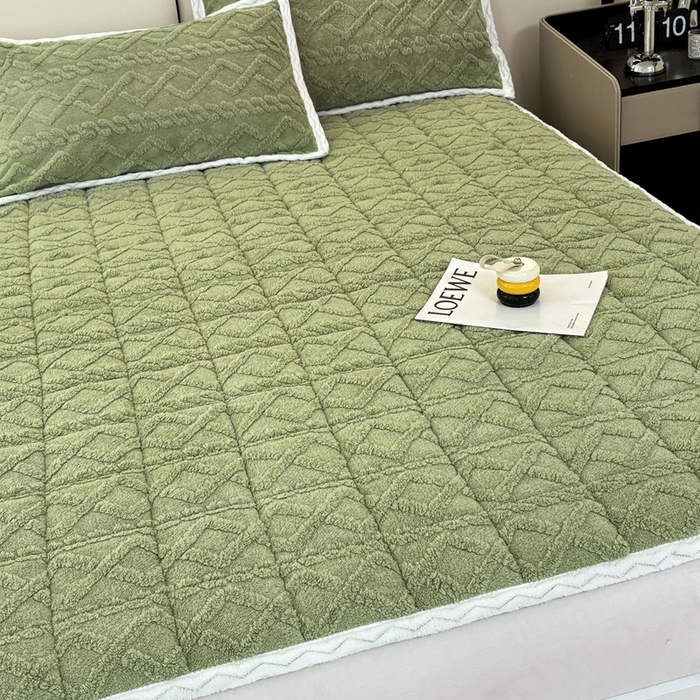 91家纺网 家纺一手货源 找家纺 华誉 2025新款跨境直播电商专供塔芙蓉床垫学生宿舍床褥子 抹茶绿