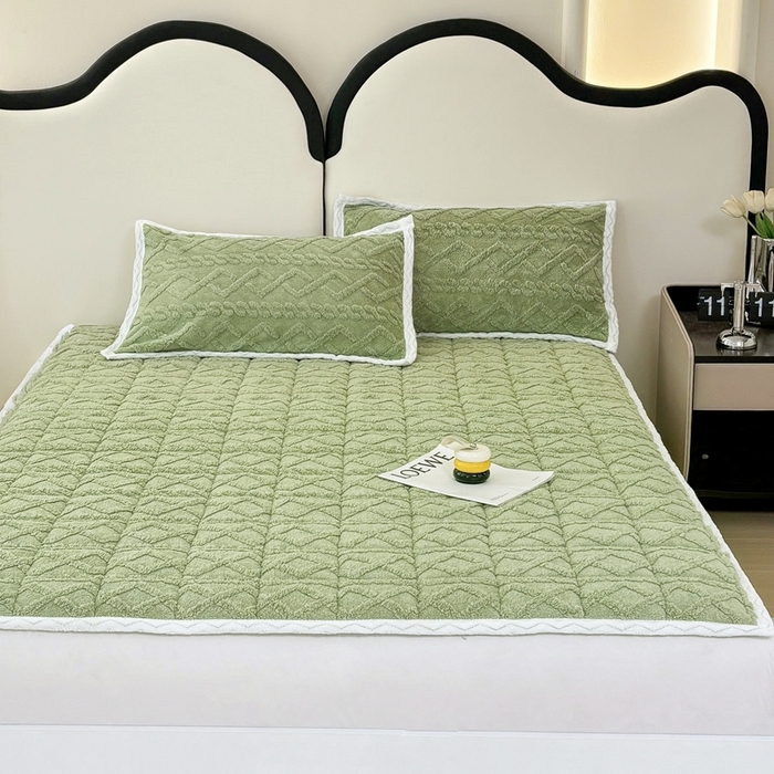 91家纺网 家纺一手货源 找家纺 华誉 2025新款跨境直播电商专供塔芙蓉床垫学生宿舍床褥子 抹茶绿