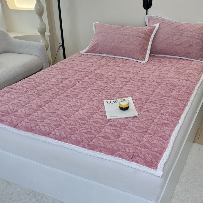 91家纺网 家纺一手货源 找家纺 华誉 2025新款跨境直播电商专供塔芙蓉床垫学生宿舍床褥子 豆沙粉