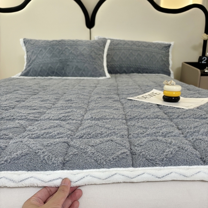 91家纺网 家纺一手货源 找家纺 华誉 2025新款跨境直播电商专供塔芙蓉床垫学生宿舍床褥子 星辰灰
