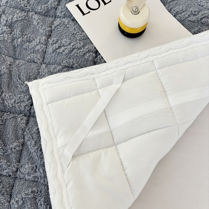 91家纺网 家纺一手货源 找家纺 华誉 2025新款跨境直播电商专供塔芙蓉床垫学生宿舍床褥子 星辰灰