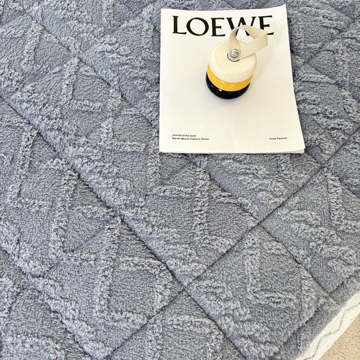 91家纺网 家纺一手货源 找家纺 华誉 2025新款跨境直播电商专供塔芙蓉床垫学生宿舍床褥子 星辰灰