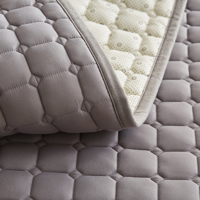 91家纺网 家纺一手货源 找家纺 华誉 2025新款A类原棉大豆夹棉床护垫 灰