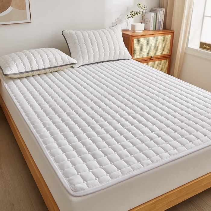 91家纺网 家纺一手货源 找家纺 华誉 2025新款A类原棉大豆夹棉床护垫 白