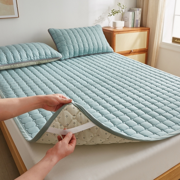 91家纺网 家纺一手货源 找家纺 华誉 2025新款A类原棉大豆夹棉床护垫 绿