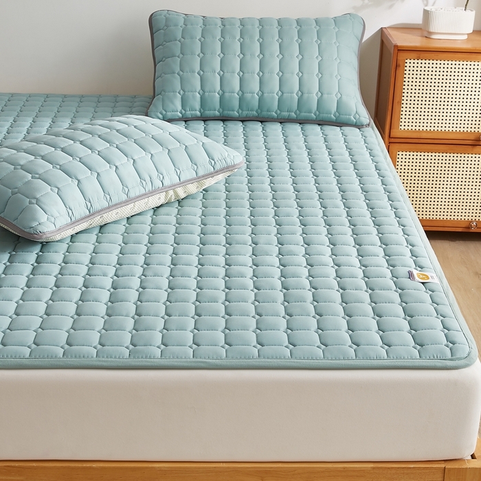 91家纺网 家纺一手货源 找家纺 华誉 2025新款A类原棉大豆夹棉床护垫 绿