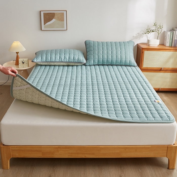 91家纺网 家纺一手货源 找家纺 华誉 2025新款A类原棉大豆夹棉床护垫 绿