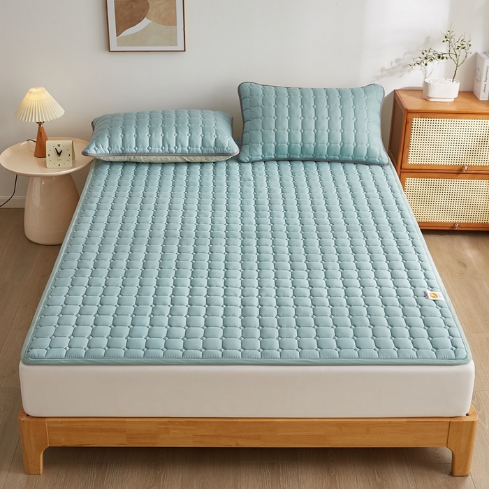 91家纺网 家纺一手货源 找家纺 华誉 2025新款A类原棉大豆夹棉床护垫 绿