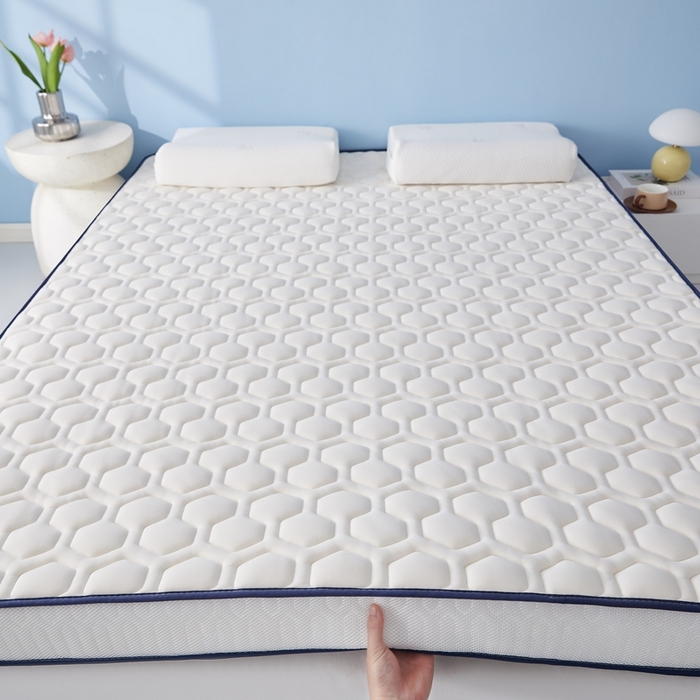 91家纺网 家纺一手货源 找家纺 华誉 2025新款跨境电商专供海绵款棒棒糖床垫 立体棒棒糖白